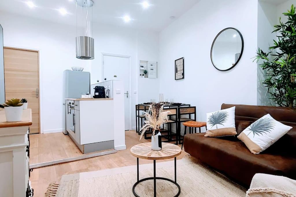 7 Couchages Aux Portes Des Celebres Parfumeries Wifi 格拉斯 外观 照片